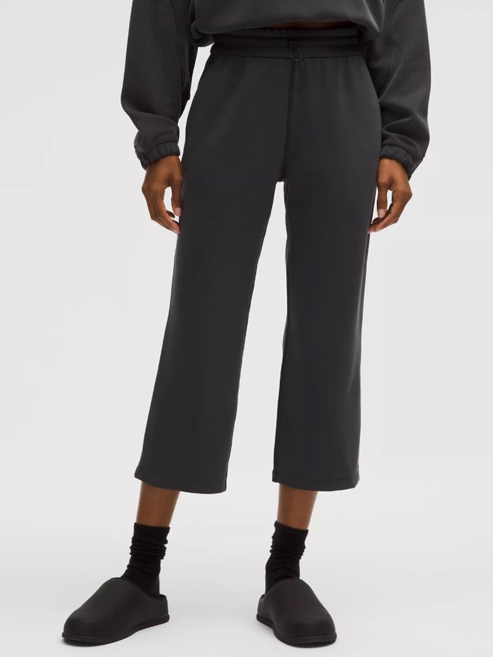 Lululemon Softstreme High-Rise Straight-Leg Cropped Pant - Size 14